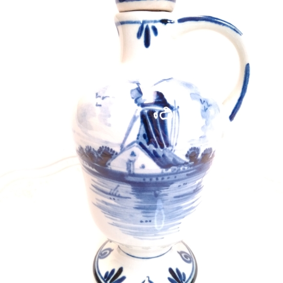 Vintage Windmill Hand-Painted Dutch Decanter - Picture 6 of 10